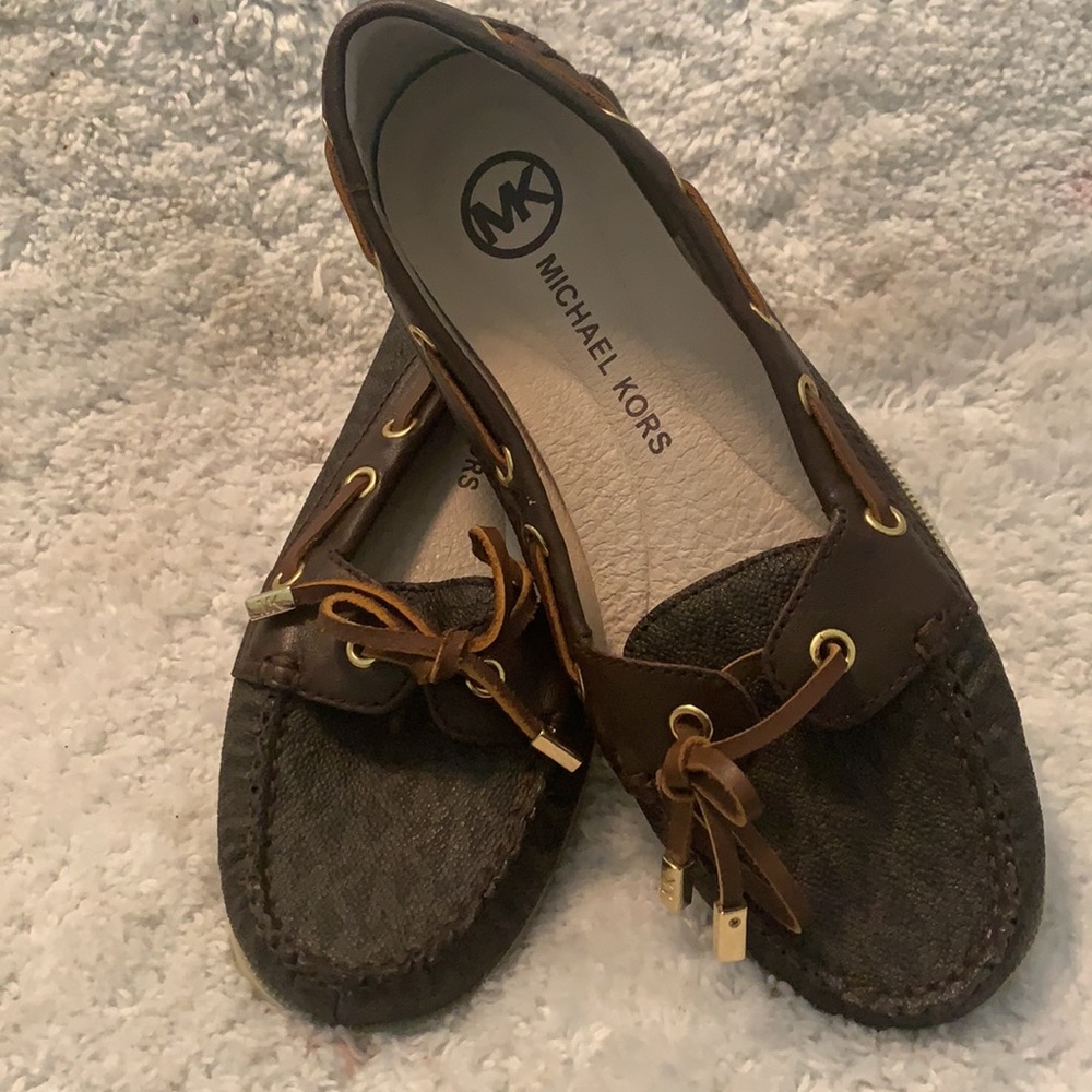 NEW Micheal Kors Loafers🤎 - Picture 11 of 12